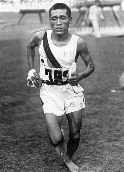 Berlin 1936: Kitei Son wins gold at marathon