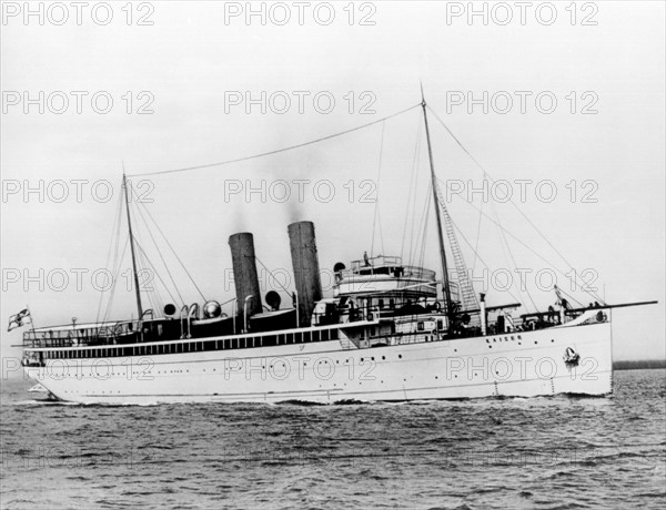 Fast steamer "Kaiser"