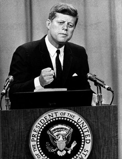 John F. Kennedy fordert stärkerer Berlin-Politik von Bonn