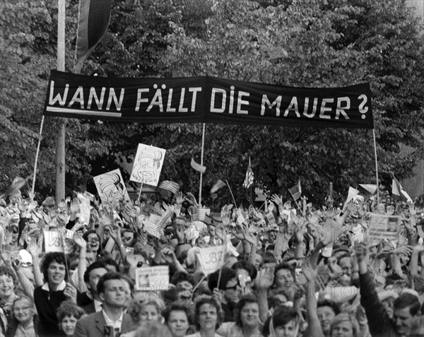 John F. Kennedy visits the Federal Republic of Germany in 1963