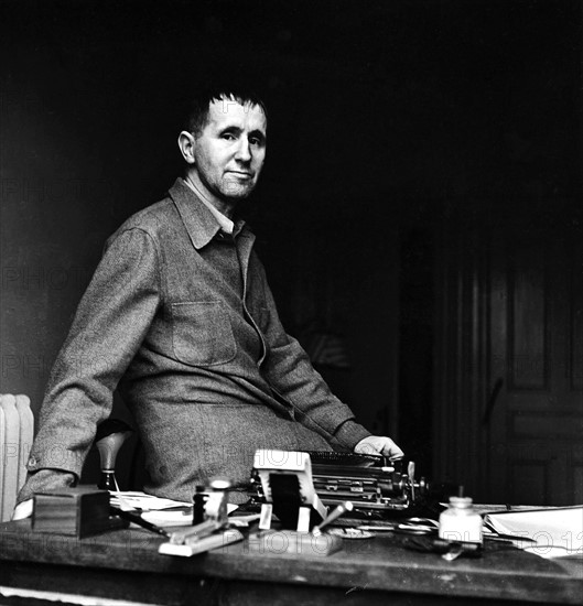 Bertolt Brecht