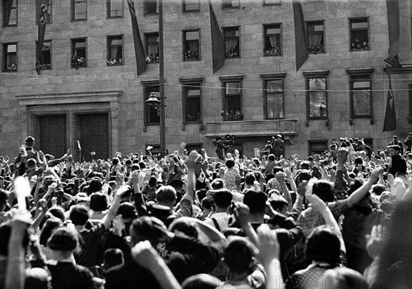 II. WK - Jubel für Adolf Hitler 1940