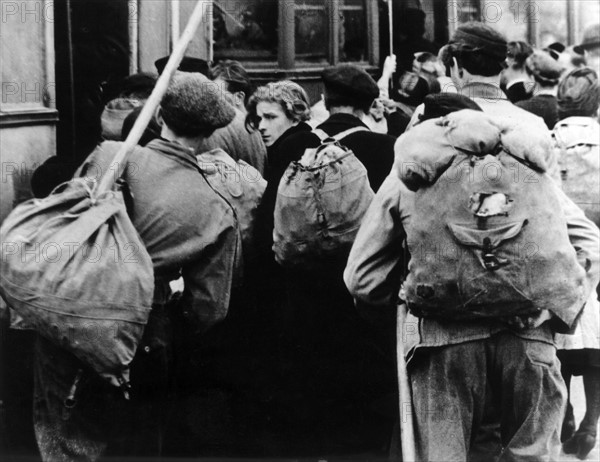 Hoarders in the post-war era