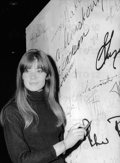 Francoise Hardy (1965)