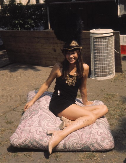 JANE BIRKIN
British-born French Actress and Singer
Universal Pictorial Press...