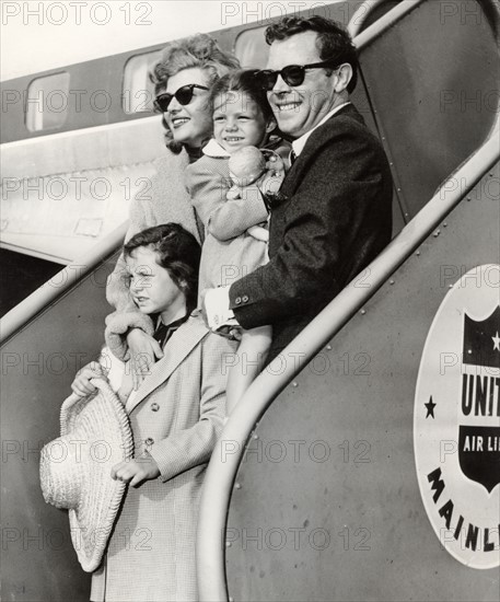 Rita HAYWORTH mit Familie