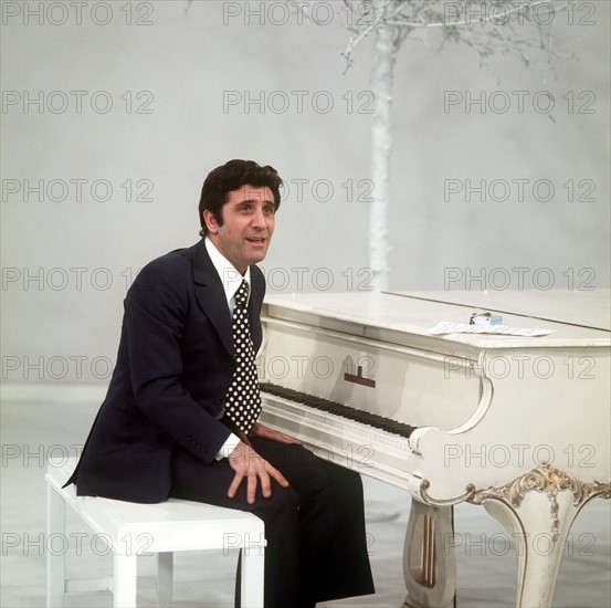 Gilbert Becaud