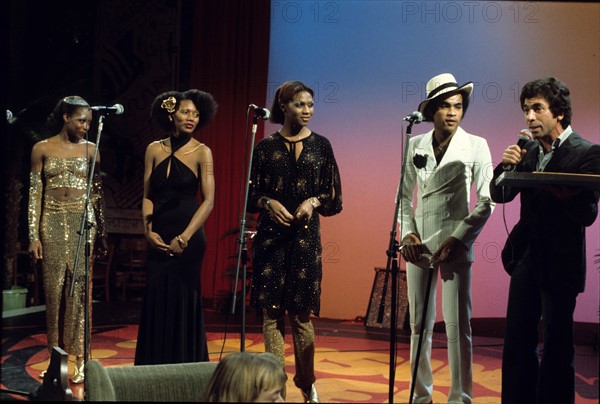 Boney M. - Bobby Farrell, Marcia Barrett, Liz Mitchell und Maizie Williams mit Manfred Sexauer  live 70er Jahre