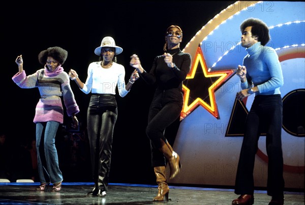 Boney M. - Bobby Farrell, Marcia Barrett, Liz Mitchell und Maizie Williams live 70er Jahre
