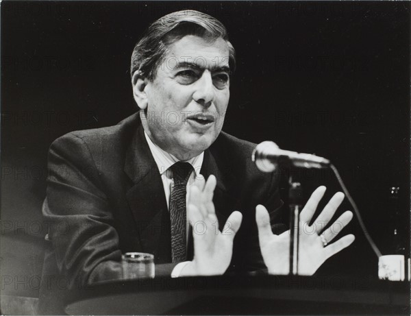 Mario Vargas Llosa