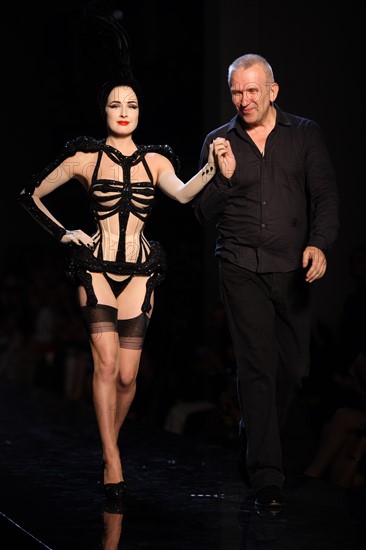 Haute-Couture Modenschauen in Paris - Jean Paul Gaultier