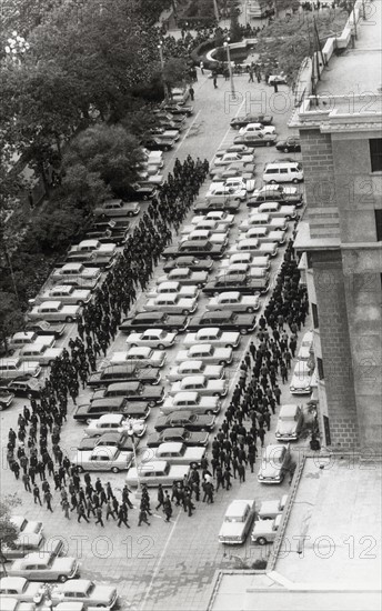 Photo: Last Tribute to Mao. A Million chinese line up in regimented columns...