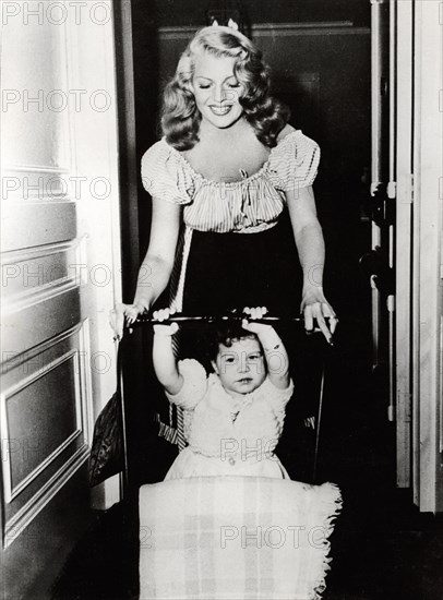 Rita HAYWORTH mit Tochter Rebecca