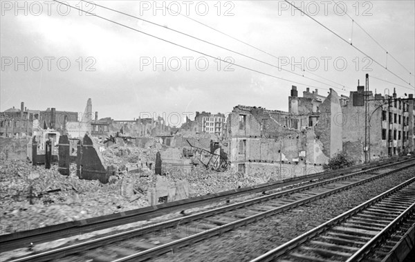 Nachkriegszeit - Trümmer in Hamburg 1947