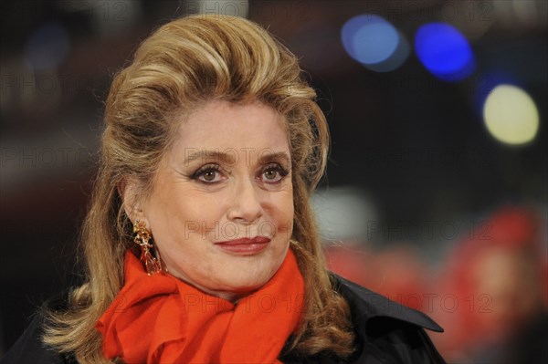 French actress Catherine Deneuve arrives at the premiere for 'On My Way' ('Elle S'en Va') during the 63rd annual Berlin International Film Festival, in Berlin, Germany, 15 February 2013. The movie is presented in competition at the Berlinale. Photo: Britta Pedersen/dpa | Verwendung weltweit