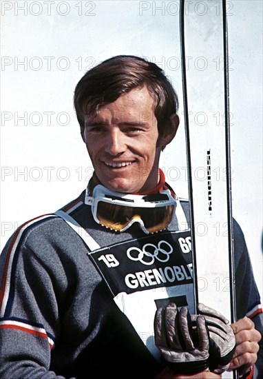Der französische Skiläufer Jean Claude Killy, aufgenommen bei den Olympischen Winterspielen 1968 in Grenoble. Drei Olympiasiege, in der Abfahrt, im Slalom und im Riesenslalom, machten den alpinen Skirennläufer in Grenoble zum Helden. Killy ist heute Mitglied des Internationalen Olympischen Komitees (IOC). | Verwendung weltweit