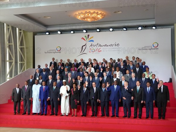 France's President Francois Hollande among French-speaking leaders at the Francophile Summit in Antananario, Madagascar, 26 November 2016