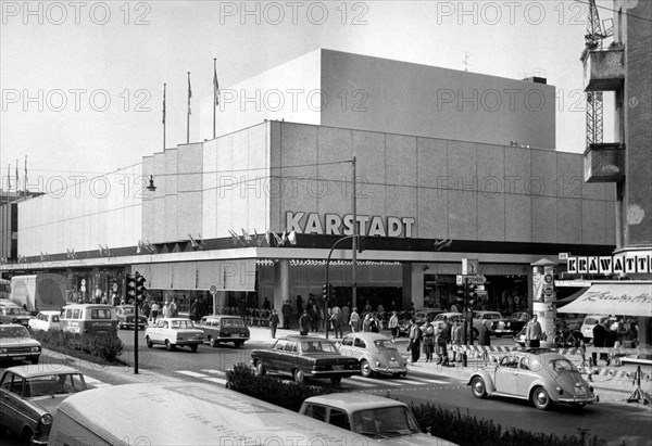 View of the newly opened Karstadt shop in Berlin-Steglitz on the 29th of September in 1967.