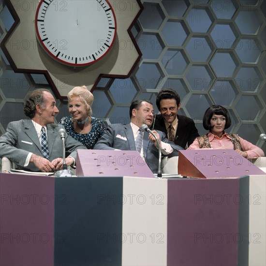 DALLI DALLI / DR.SEIDENTECHER (Jury), MONIKA SUNDERMANN (Assistentin von Rosenthal), EKKEHARD FRITSCH (Jury), HANS ROSENTHAL, BRIGITTE XANDER (Jury), Sendung vom 4.11.1971
