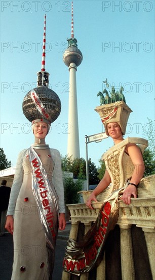 Partystimmung im Hinterhof des Roten Rathauses