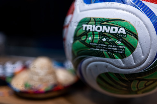 Offizieller FIFA WM Ball / Spielball Adidas Trionda Pro, GER, Deutschland vs. Luxemburg, Fussball, Herren, WM-Qualifikation Europa, 7. Spieltag, Spielzeit 2025/2026, 10.10.2025 Foto: Eibner-Pressefoto/Michael Memmler