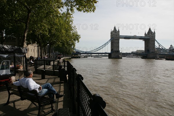 Tower Bridge, Londres