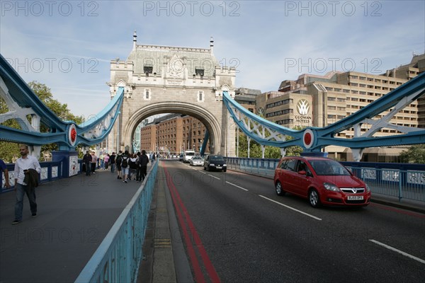 Tower Bridge, Londres