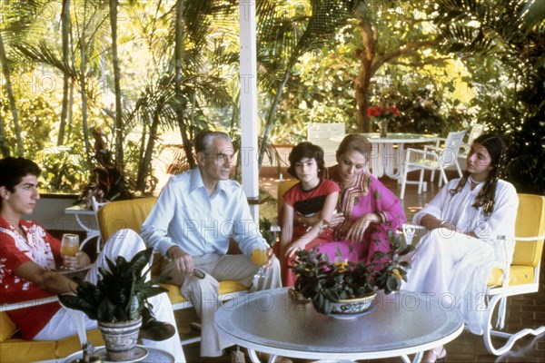 Mohammed Reza Shah Pahlavi en famille