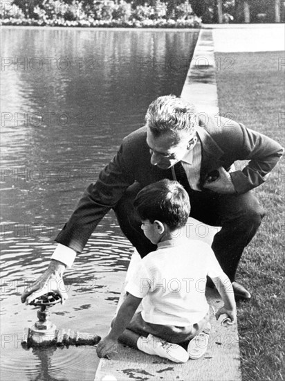 Mohammed Reza Shah Pahlavi et son fils Reza