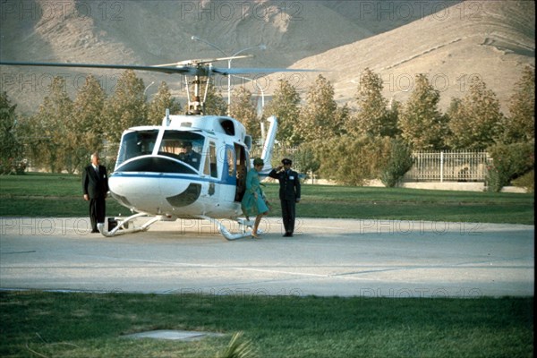 Farah Pahlavi en visite officielle