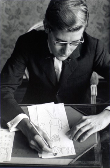 Yves Saint Laurent (July 1960)