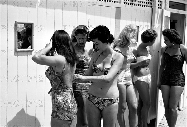 Starlettes pendant le Festival de Cannes de 1958