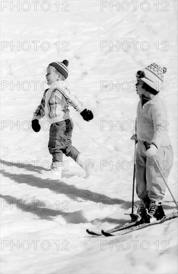 Albert et Caroline de Monaco à Gstaadt (1961)