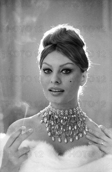 Sophia Loren in Christian Dior fashion