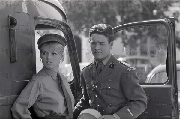 Brigitte Bardot and Jacques Charrier on the set of "Babette the Warmonger"