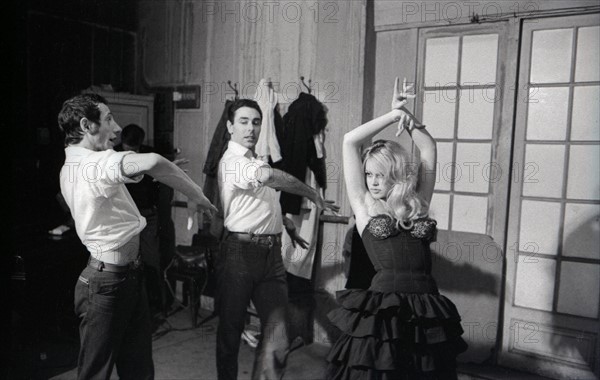 Brigitte Bardot during a flamenco lesson