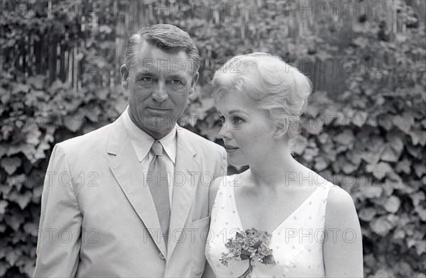 Cary Grant and Kim Novak in Cannes