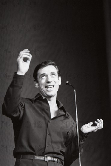 Yves Montand (1962)