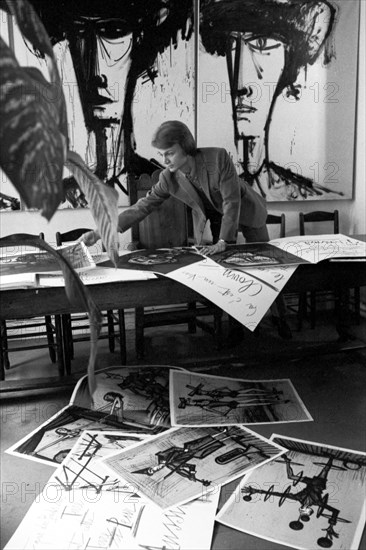 Claude François dans l'atelier de Bernard Buffet