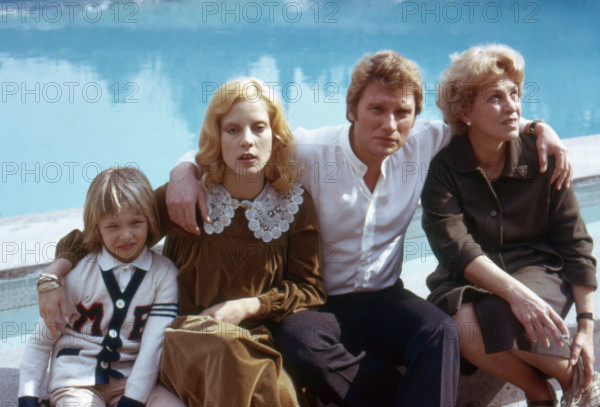 La famille Vartan Hallyday, 1975