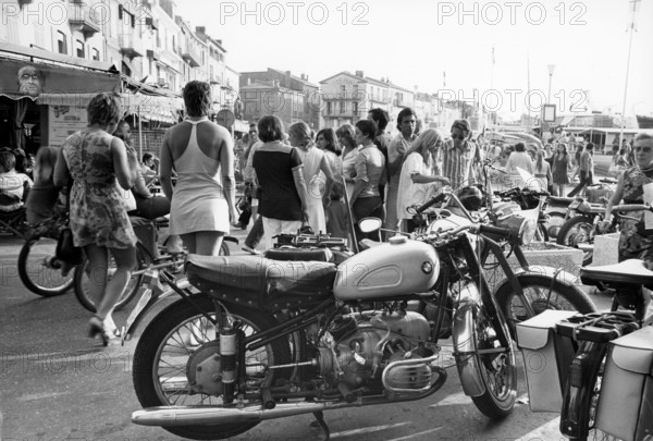 Rassemblement de motos à Saint-Tropez