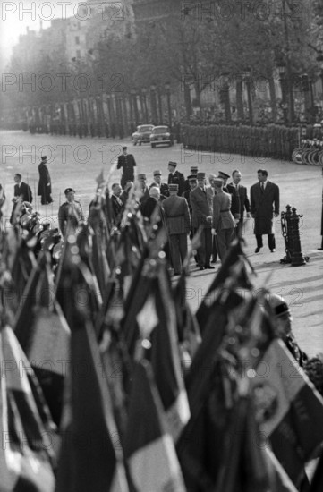 Cérémonie commémorative du 11 novembre 1960