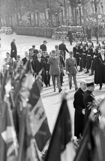 Cérémonie commémorative du 11 novembre 1960