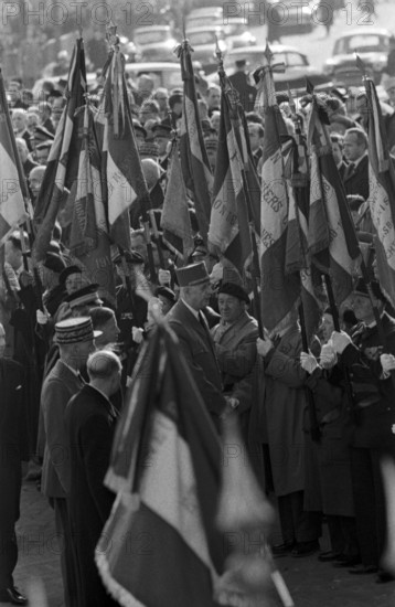 Cérémonie commémorative du 11 novembre 1960