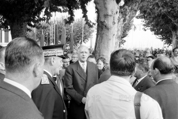 Charles de Gaulle, 1960