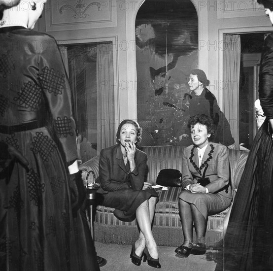 Marlene Dietrich with Edith Piaf, New York, 1952