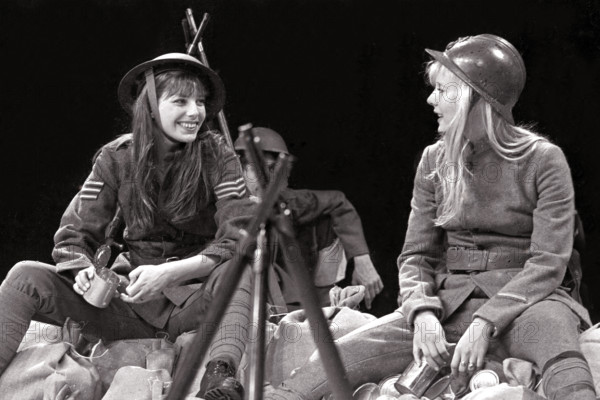 Jane Birkin and Sylvie Vartan