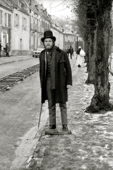 Jean-Claude Brialy sur le tournage du film "Une saison en enfer"  en 1970