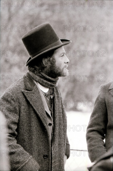 Jean-Claude Brialy sur le tournage du film "Une saison en enfer"  en 1970