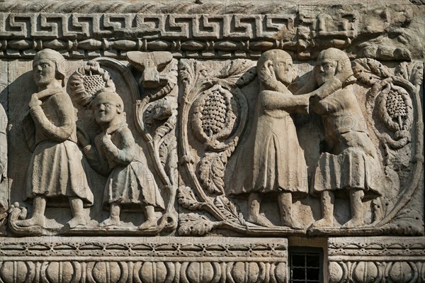 Facade of the Fidenza Cathedral